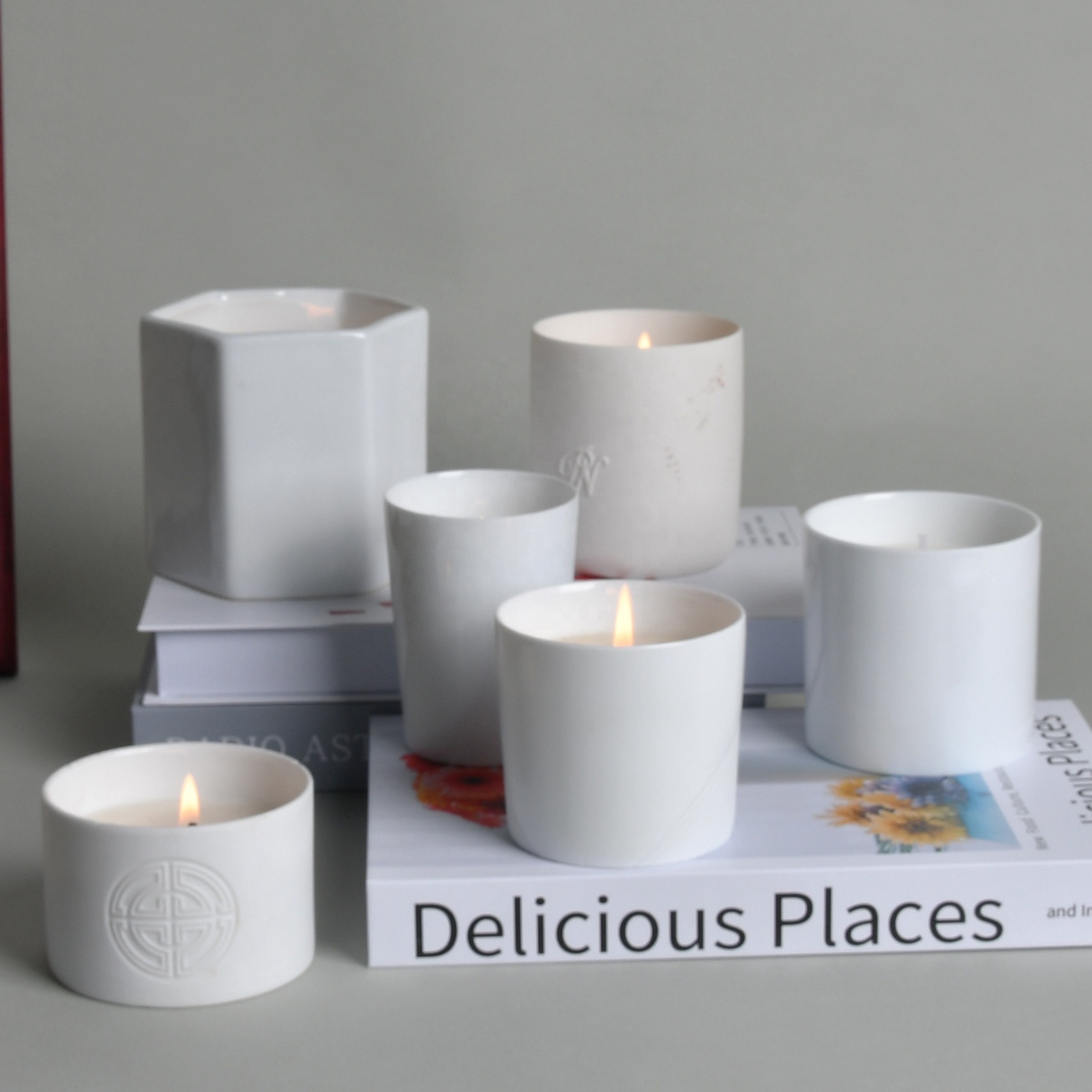 Customized Ceramic Cylinder Matt White Porcelain Candle Jars Candle Holder In bulk  Ceramic Candle Vessels