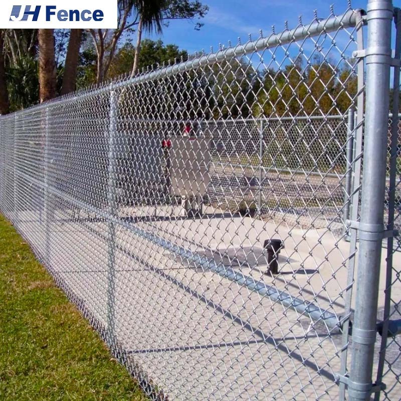 5 FT Galvanized Chain Link Fence Wire Mesh cyclone wire fence philippines commercial chain link fence