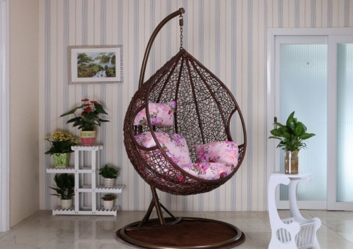 Fashion Hot Sell  Outdoor Hanging chairs Rattan egg chair wicker swing  Large Chairs with support table living room Garden