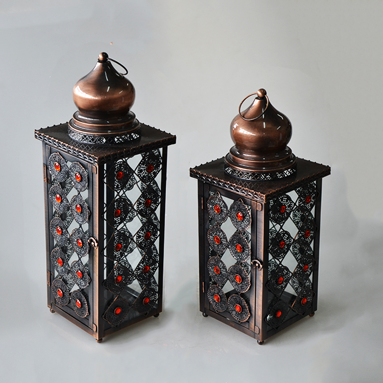 Metal Candle Holders Middle East Moroccan Style Iron Lamps with Bead Retro Wind Lanterns Home Decorations