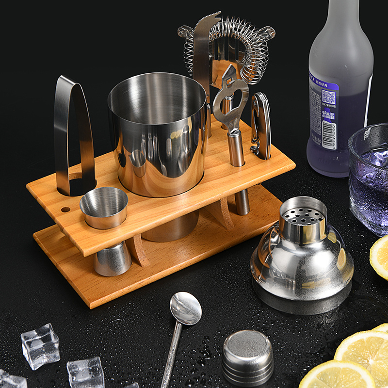 Wholesale Bartender kit 9 in 1 Bar Tool 550ml Stainless Steel 201/304 Cocktail Shaker Bartender Set With Stand