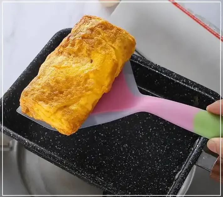 wholesale silicone frying spatula Translucent tamagoyaki spatula kitchen utensils