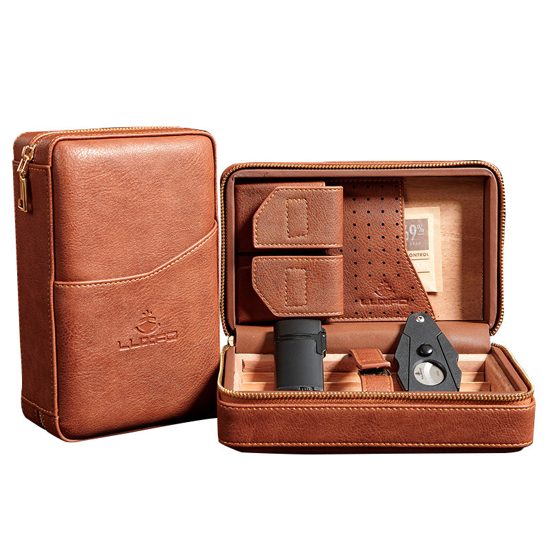 Cigar Carrying Case Portable Cedar Wood Leather Travel Set Windproof for  Lighter Cigars Clipper Moisturizing