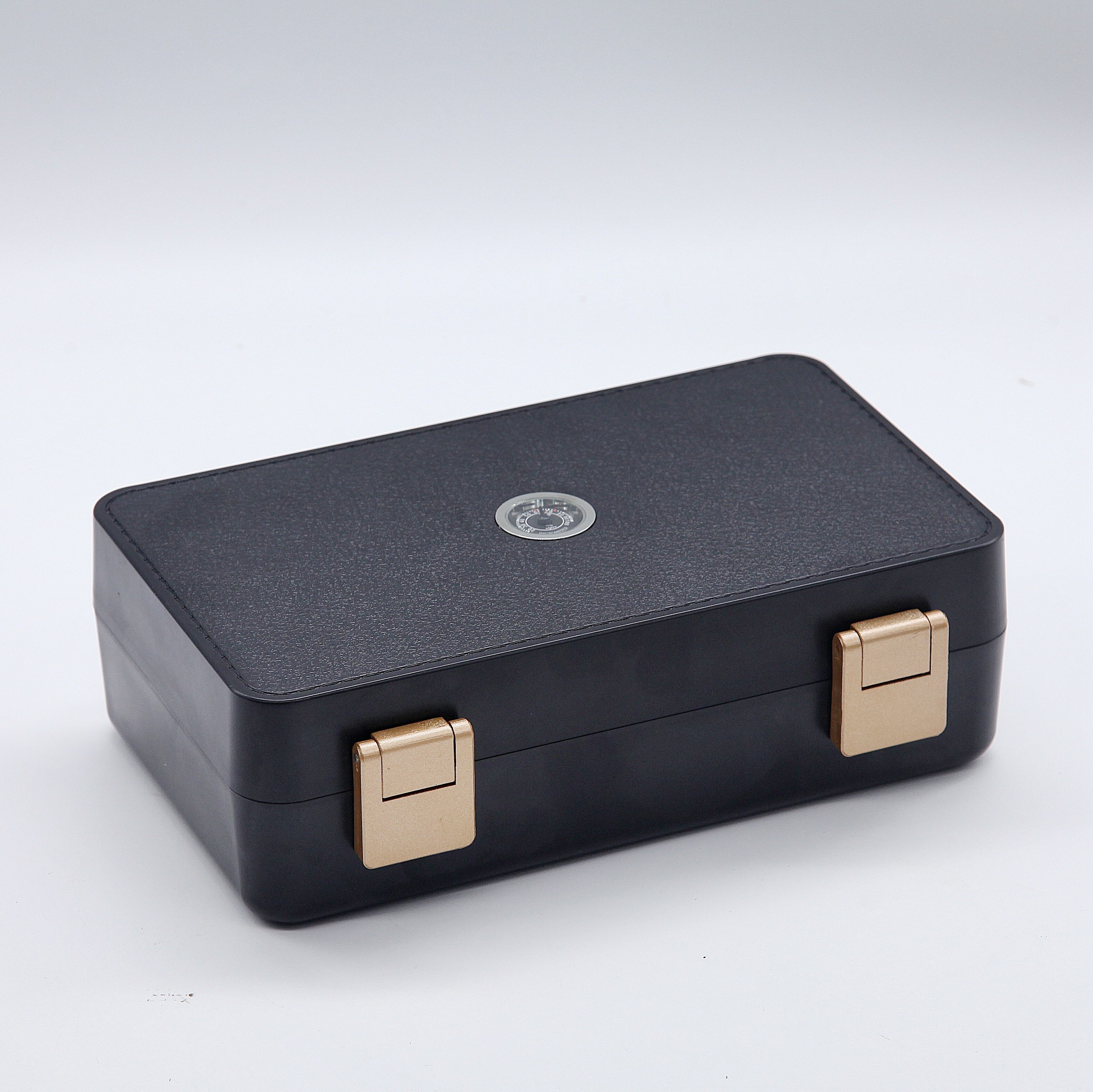 Wholesale factory Portable carrying hydrometer cigar humidor Waterproof cigar case travel humidor plastic durable cigar box