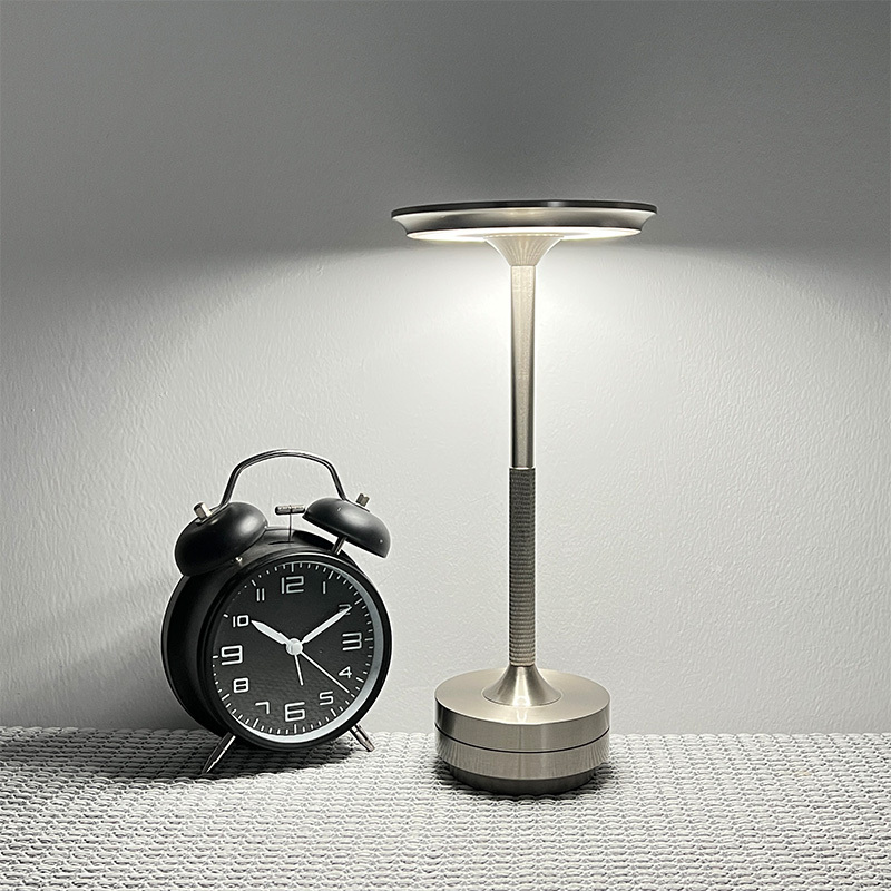 Metal USB Charging Touch Modern Luxury Gold Bedside Night Light Restaurant Cordless Battery Rechargeable Led Table Lamp