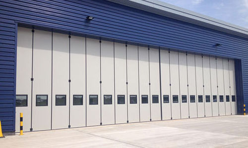 Factory Direct Sale Super Large Electric Horizontal Sliding Folding Gate for Hangar Factory Warehouse Door