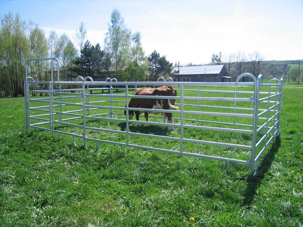 JD Heavy duty wholesale bulk galvanized sheep panel livestock farm yard cow cattle corral panels used cattle fencing for sale