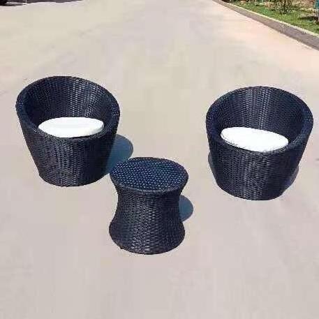 Rattan outdoor garden furniture 3pcs set home decoration and accessories round coffee garden table set balcony set