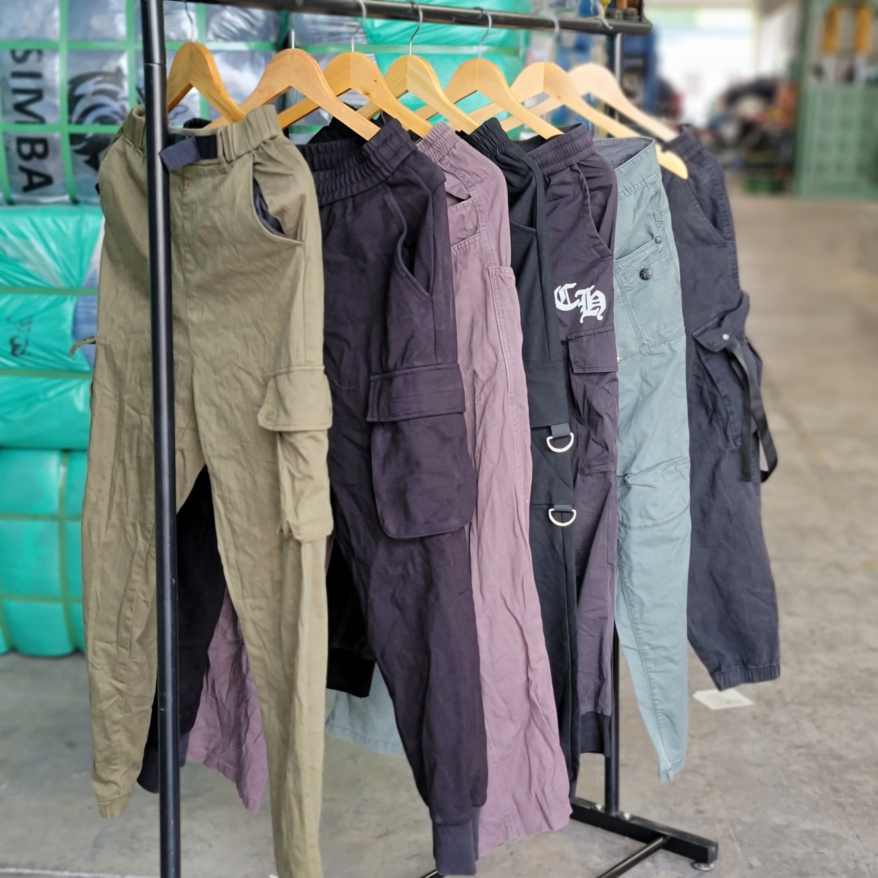 Wholesale used clothes used Men's Multi-pocket long pants high quality used cargo pants bale