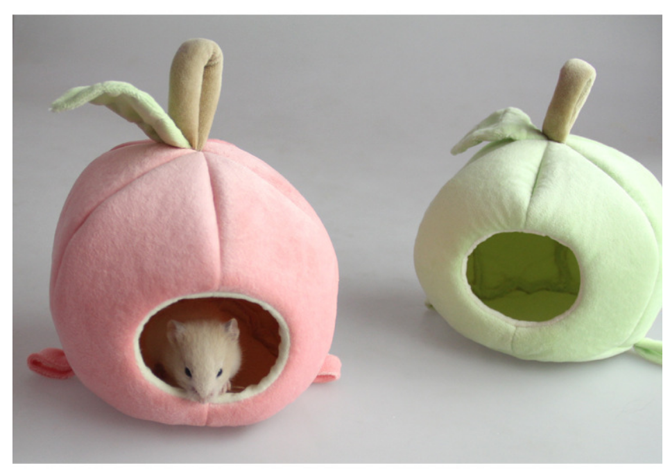 Winter Hanging Fruit House Novelty Pet Bed Hammock Soft Warm Nest for Hamster And Small Animals Cute And Cozy Novelty Pet Bed