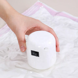 Usb mini travel portable Vacuum pump sealer electric vacuum food sealer small electric pump for vacuum compression storage bags