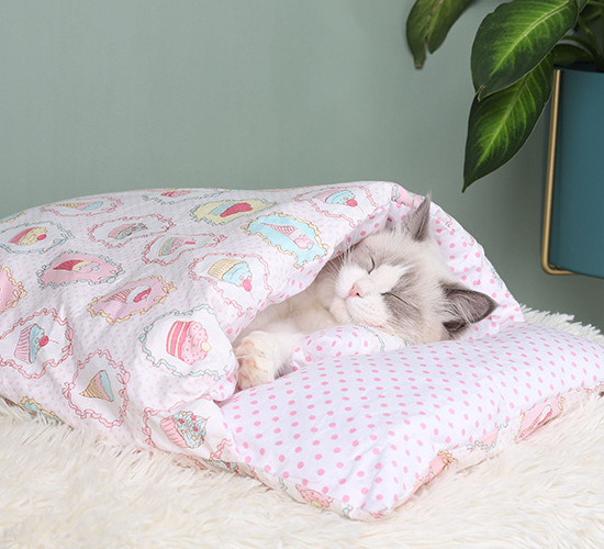 Japanese-style cat bed cat sleeping bag removable and washable pet bed for winter