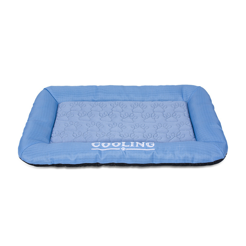 Wholesale Custom Luxury Oxford Fabric Waterproof Pet Dog Pad Cooling Dog Bed