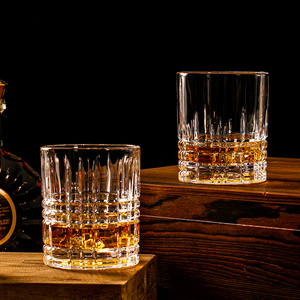 New Style Barware Factory Customized Wholesale Rotating Whiskey Glass