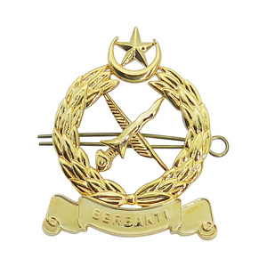 Wholesale custom logo badge premium metal badges for souvenir 37 OEM experience badge maker