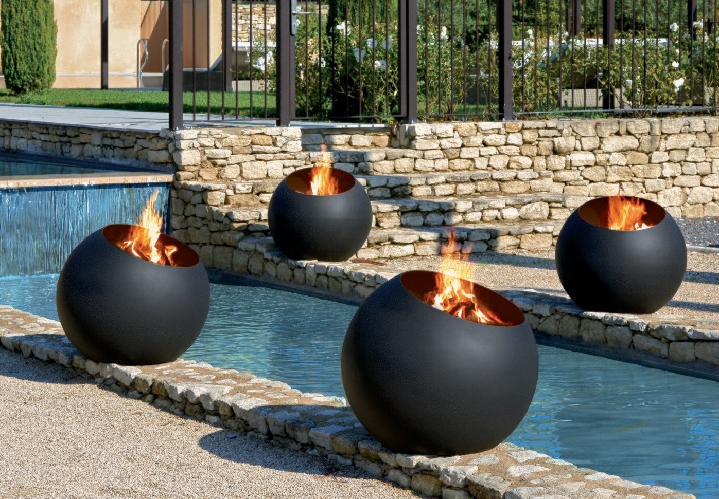 Outdoor Backyard  sphere Fire Pit  bubble fire pit 66CM Morden round steel fire pit