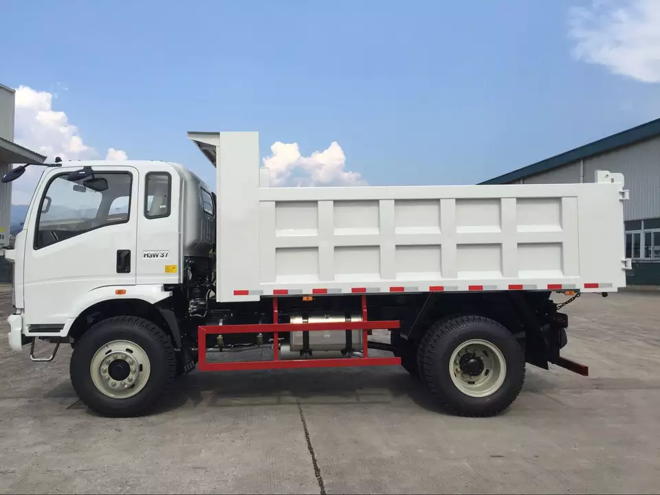 Original manufacturerSinotruck Howo 10 Ton 4x4 6 Wheels dumper  Light Duty  Lorry Cargo Truck For Sale