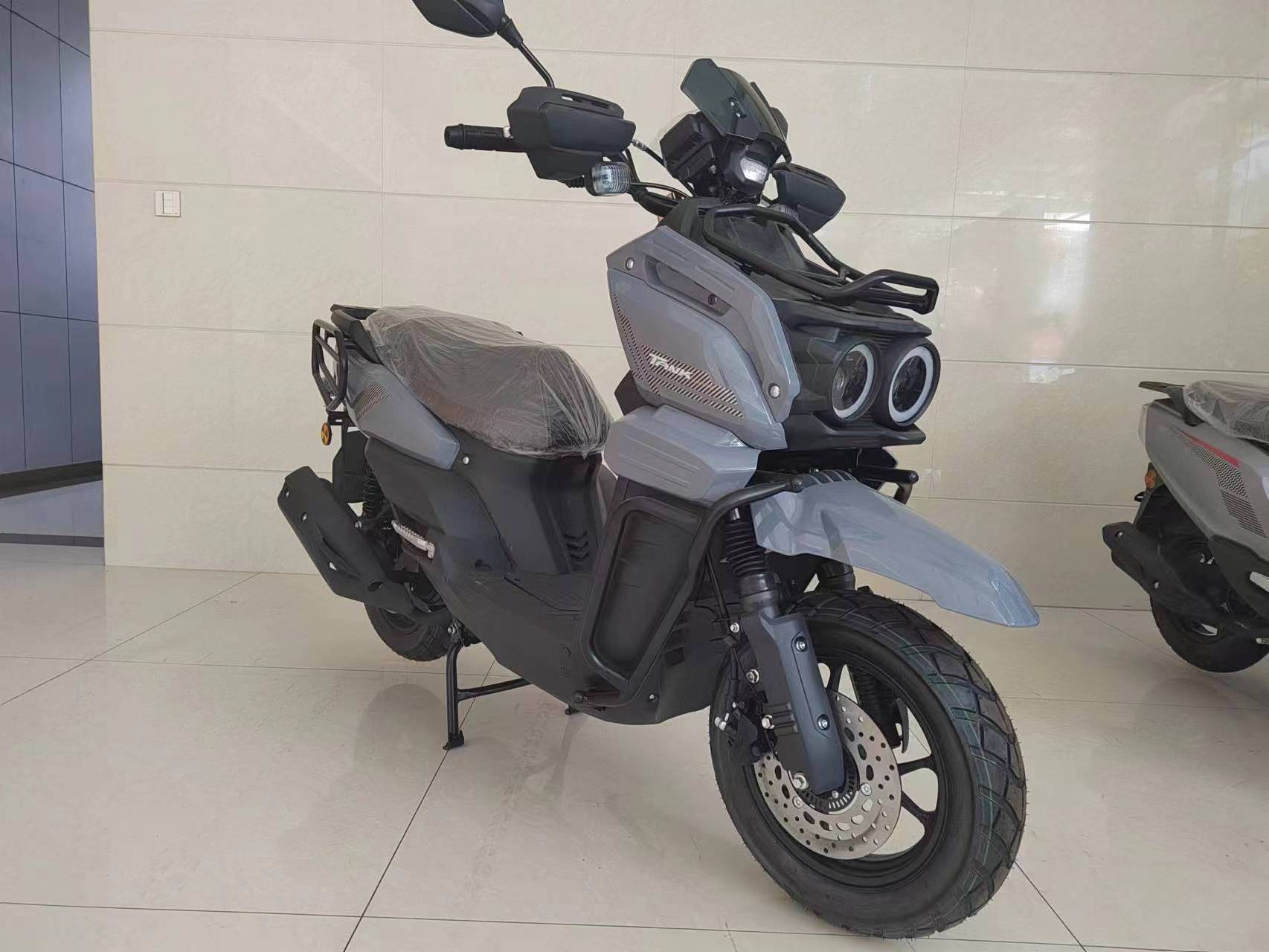 Wholesale Cheap Mini Gasoline Moped Fuel Scooter Petrol Motorcycle Mopeds 150cc Gas Scooters For Adults