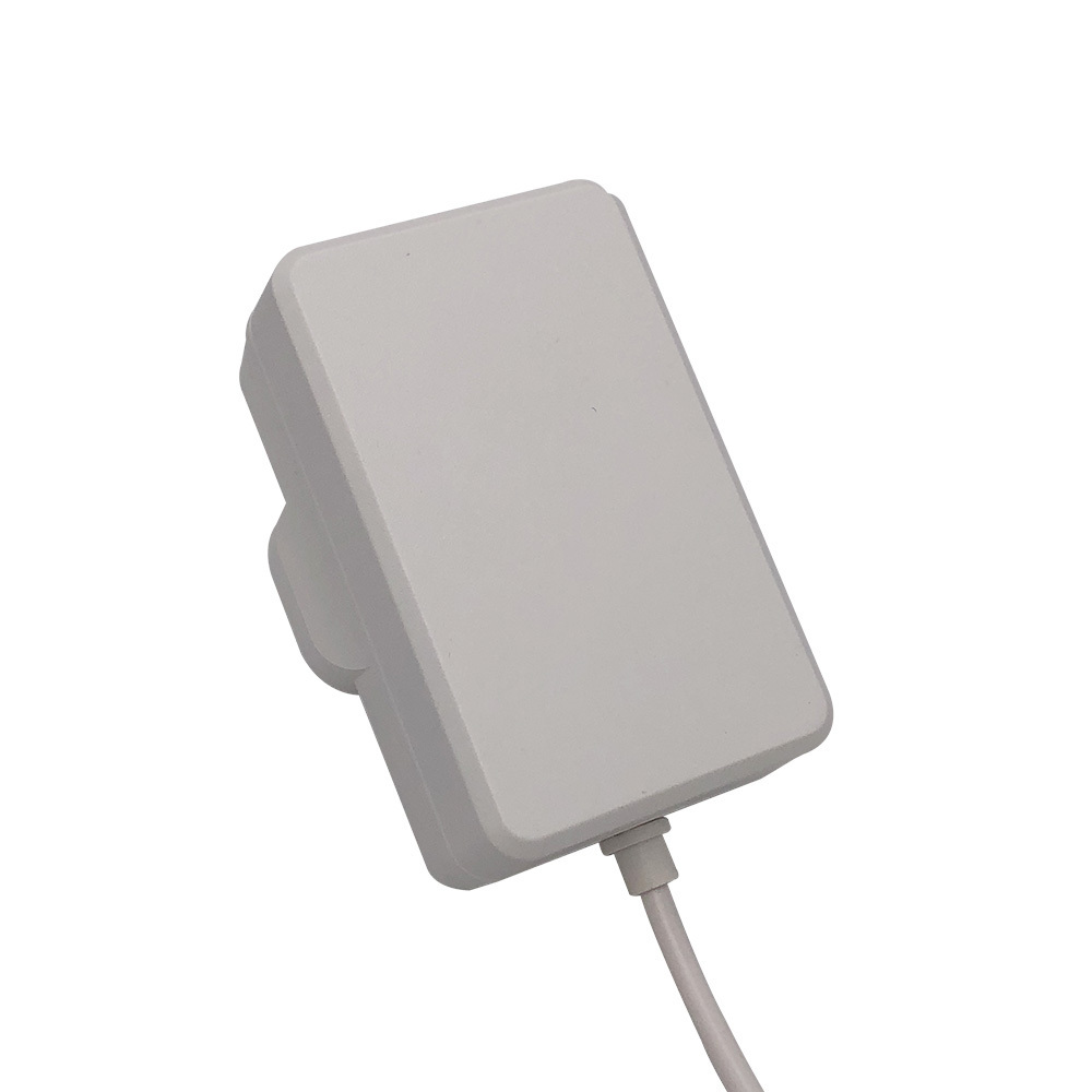 Input 100~240V~ 50/60Hz 3 PIN UK Plug Wall power supply 12.0V 2.0A AC adapter with CE certification