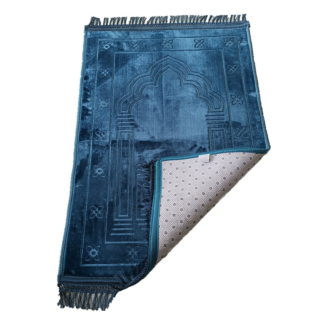 Raschel Prayer Rug Islam Prayer Mat for Muslim Anti Slip Backing Embossed Prayer Blanket