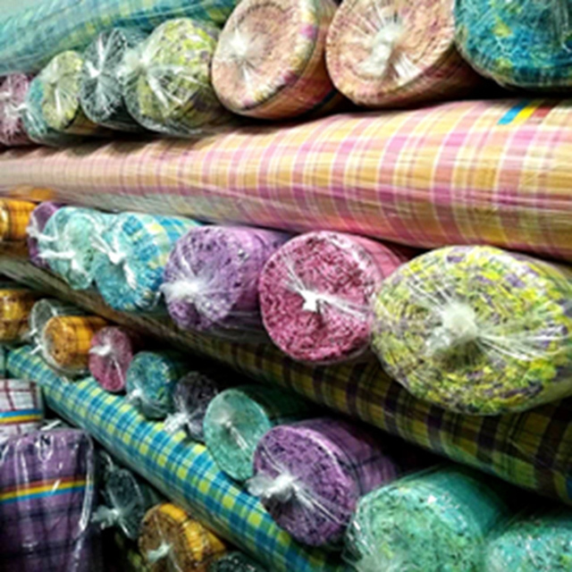 High Quality and hot selling cloth material  Yarn Dyed cotton stock fabric for  shirts