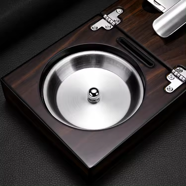 a CIGARLOONG High-quality cigar ashtrays custom logo and knives wooden cigar ashtrays