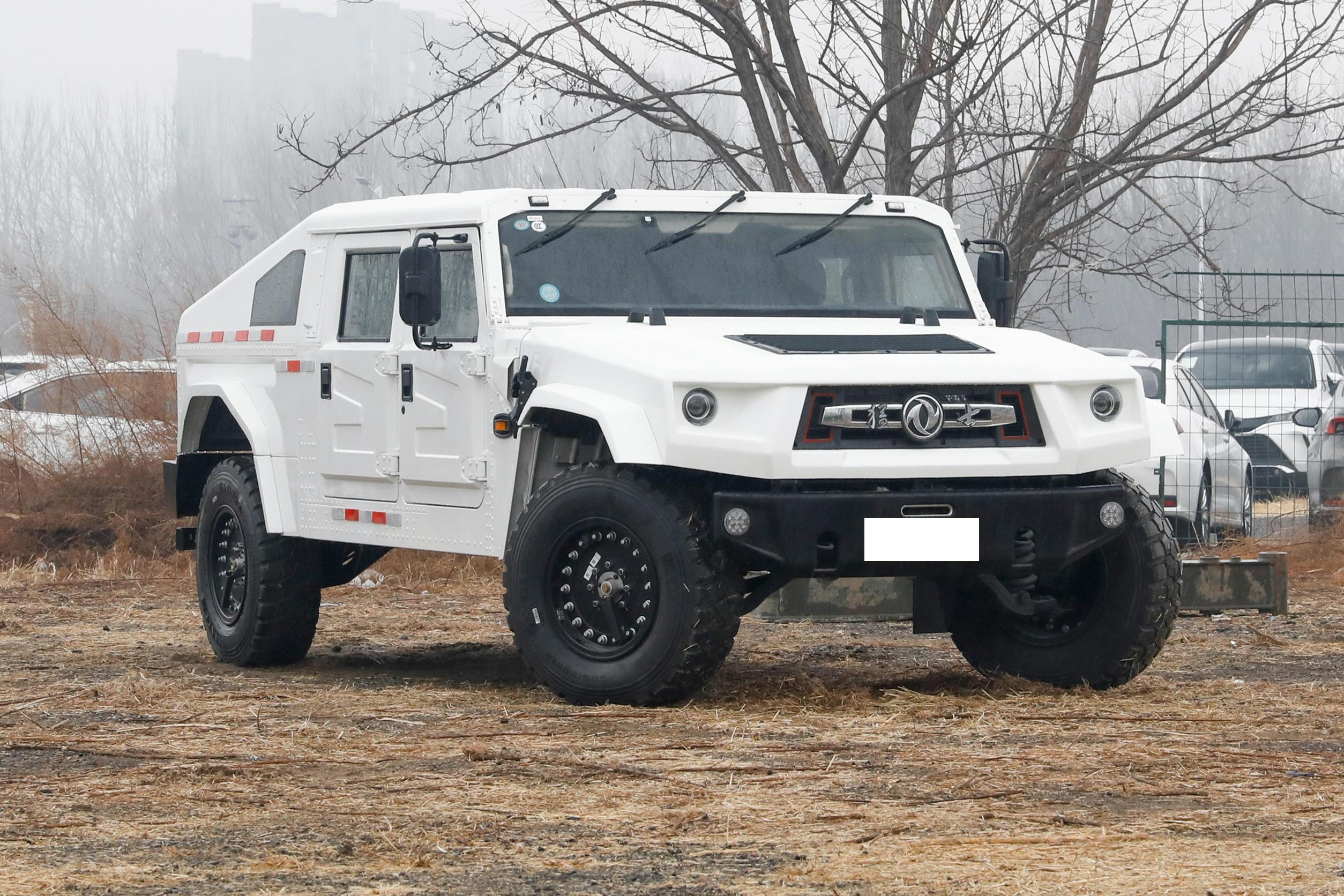 4.0T 194hp V8 DongFeng Warrior M50  Diesel Full-size pickup 4x4 truck