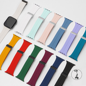 Luxury Magnetic Clasp Silicone Rubber Watch Strap 38mm 45mm 49mm Watch Band Blank For Apple iWatch Series 8