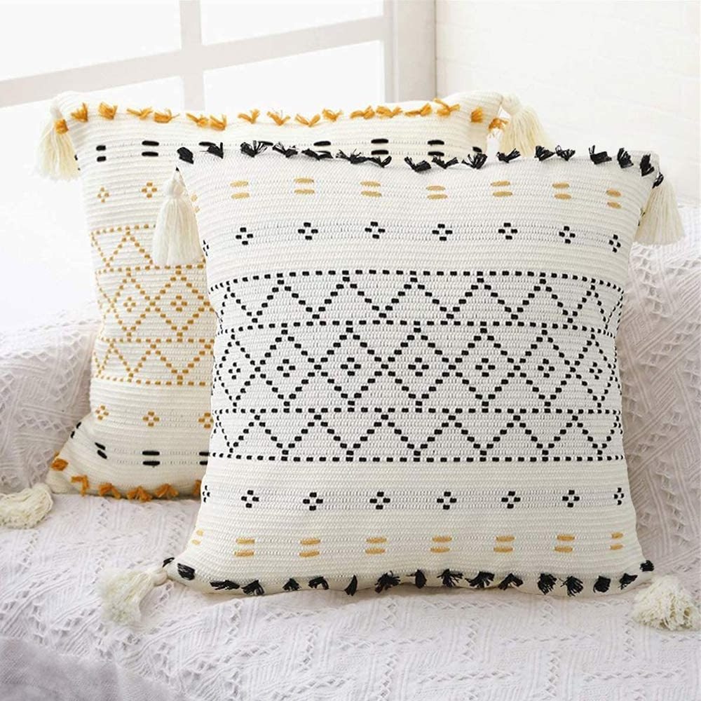 2022 Hot Sell Modern Cotton Jacquard Tassel Sofa Decorative Macrame Moroccan Bobo Cushion Cover Custom Throw Pillow Cover