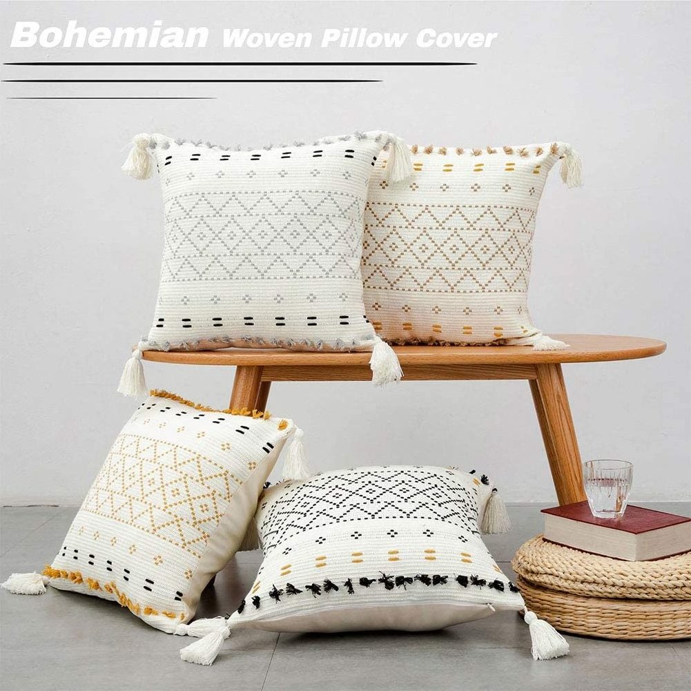 2022 Hot Sell Modern Cotton Jacquard Tassel Sofa Decorative Macrame Moroccan Bobo Cushion Cover Custom Throw Pillow Cover