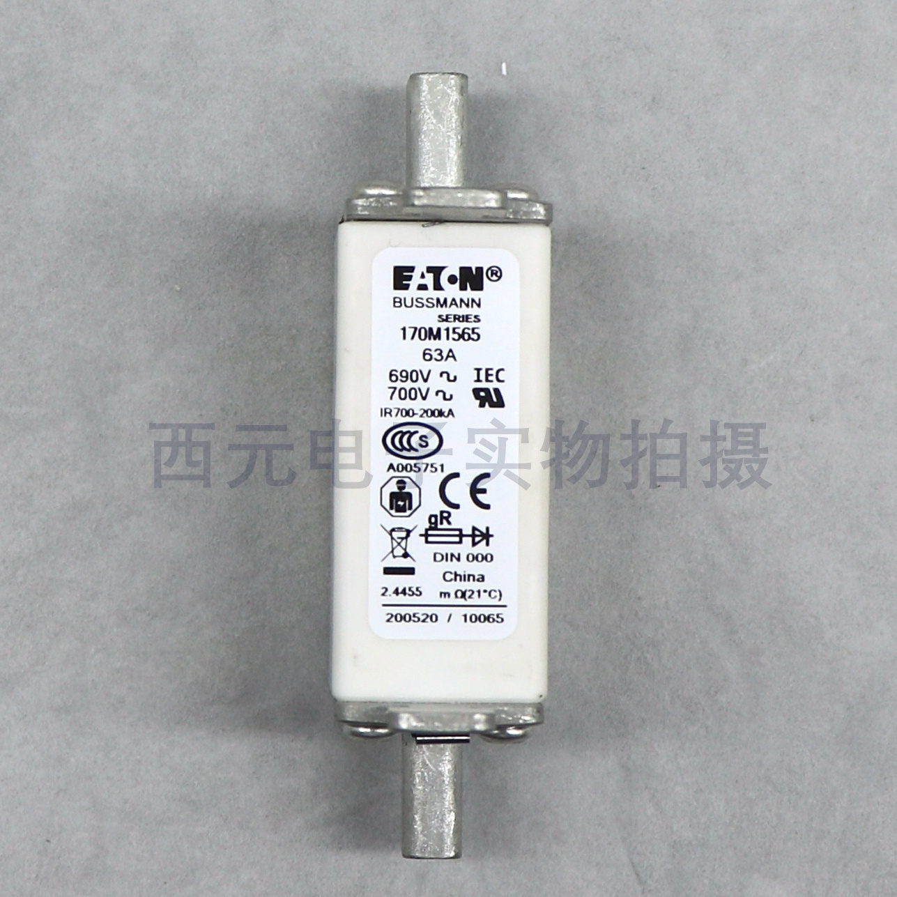 170M1571 Original  and  new  Fuses 170M1571 170M1571D 250A/690V DIN 000 fuse  170M1571