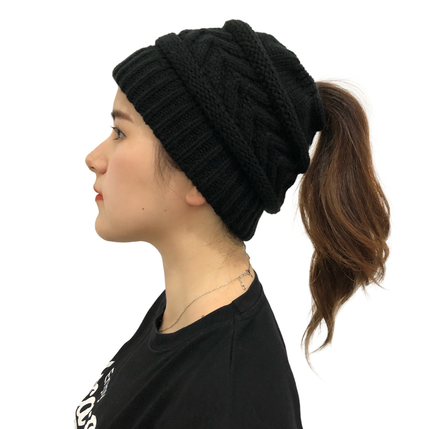 Custom Winter beanies High Quality 100% acrylic Knitted Solid color women ponytail beanie hat