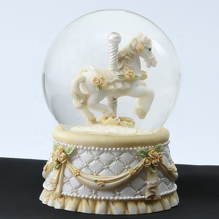 New Popular Design Resin Handcrafts Carousel Snow Globes With Yellow Base Decor