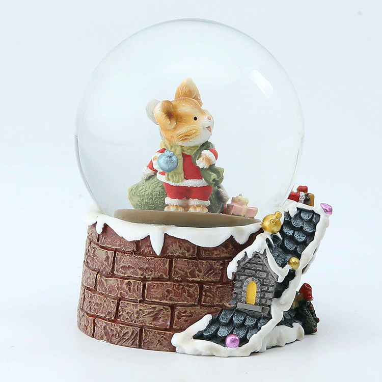 OEM ODM Cute Resin Gift Snow Globe  Christmas Animals With Light For Christmas Gifts