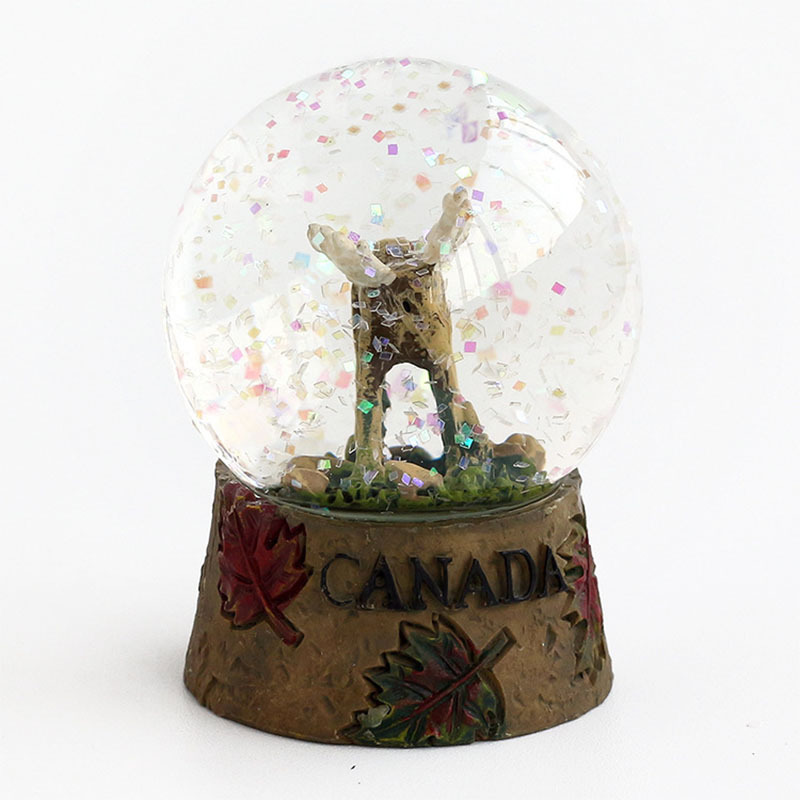 3D Deer Interior Maple Leaf Base Canada Tourism Souvenir Resin Snow Globe Balloon Christmas Decorations Indoor