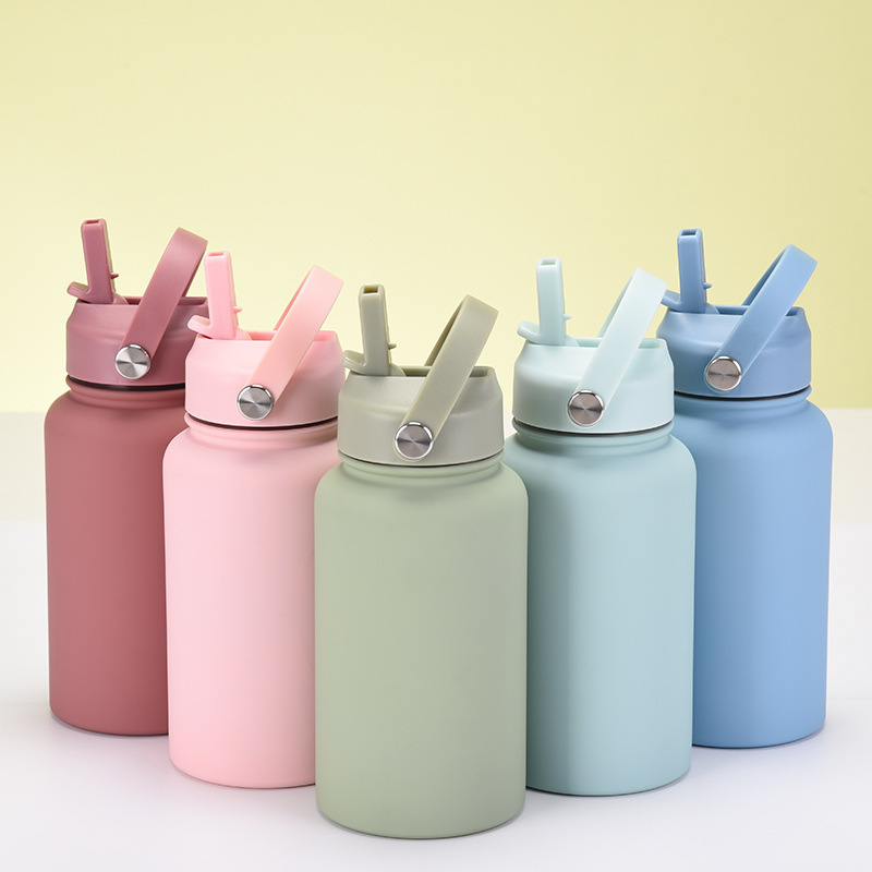 Personalized 650ml matte double wall vacuum thermos cup stainless steel insulated sports water bottle with straw/handle