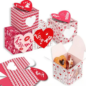 Foldable heart-shaped gift box popular in Europe and America, love printed cookie box, Christmas chocolate candy gift box