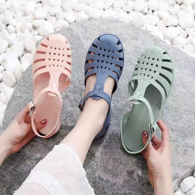 Low MOQ Spring Soft Slip On Plastic PVC Outdoor Casual Lady Summer Sandal Jelly Shoes For Women