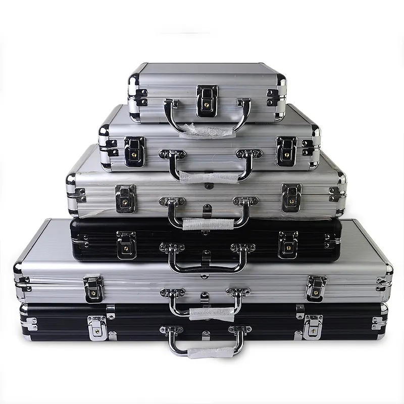 High Quality 100-500 Poker Chip Case Casino Capacity Suitcase Black Jack Pokers Container Case/Box Aluminum Suitcase Supplier