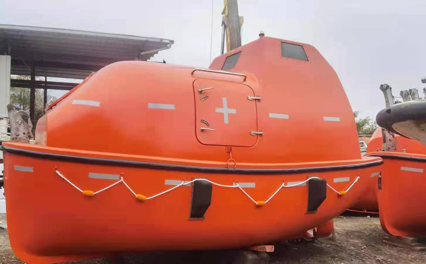 Totally Enclosed Marine Used Lifeboat For Sale