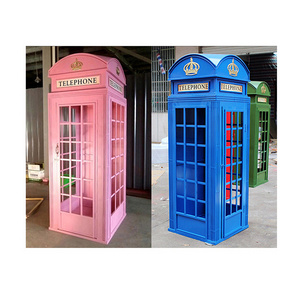 Wholesale FRP Gift Craft  Retro Customized European Style London Iron  London Telephone Booth model for Outdoor Decoration