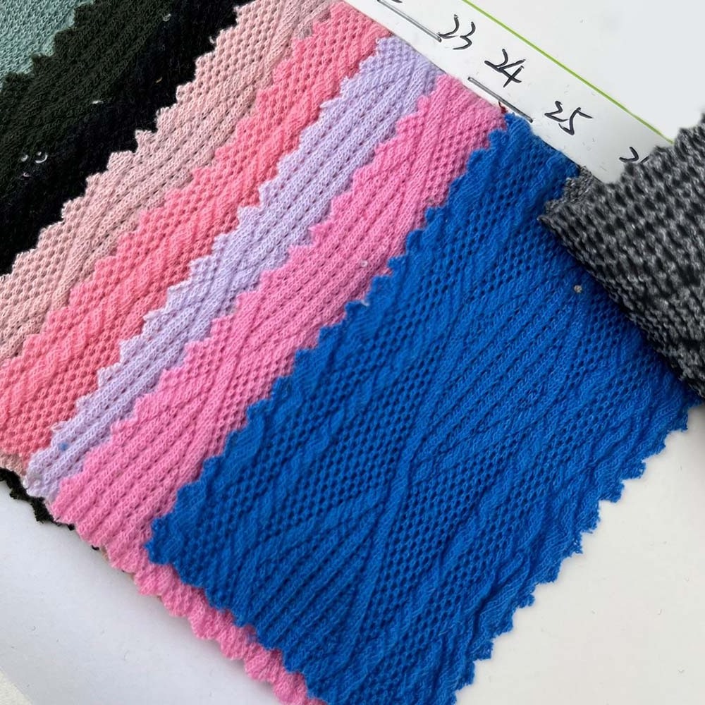 Premium High Quality 100% Polyester Knitted Jacquard Cable Design Fabric Making Sweater Material Wholesale