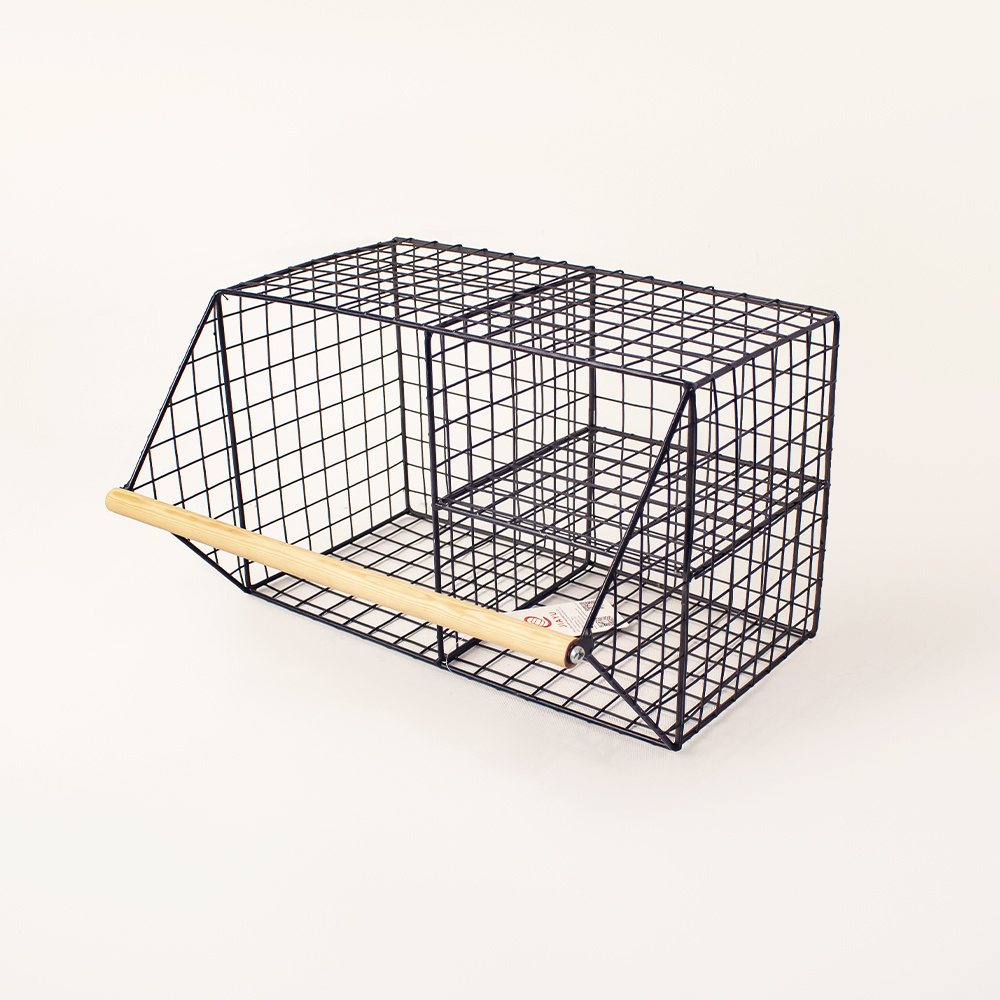 JY basket metal wire storage storage basket with handle wire mesh fruit storage basket with wooden handle