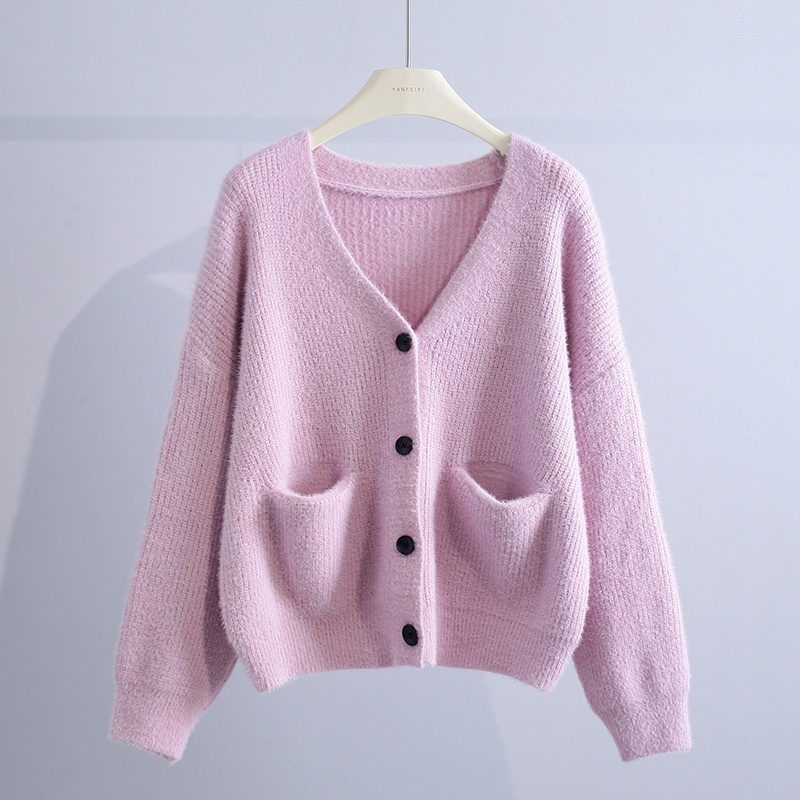 wholesale women's sweaters to keep warm in winter, women's cardigans, women's knitted sweaters garment manufacturers