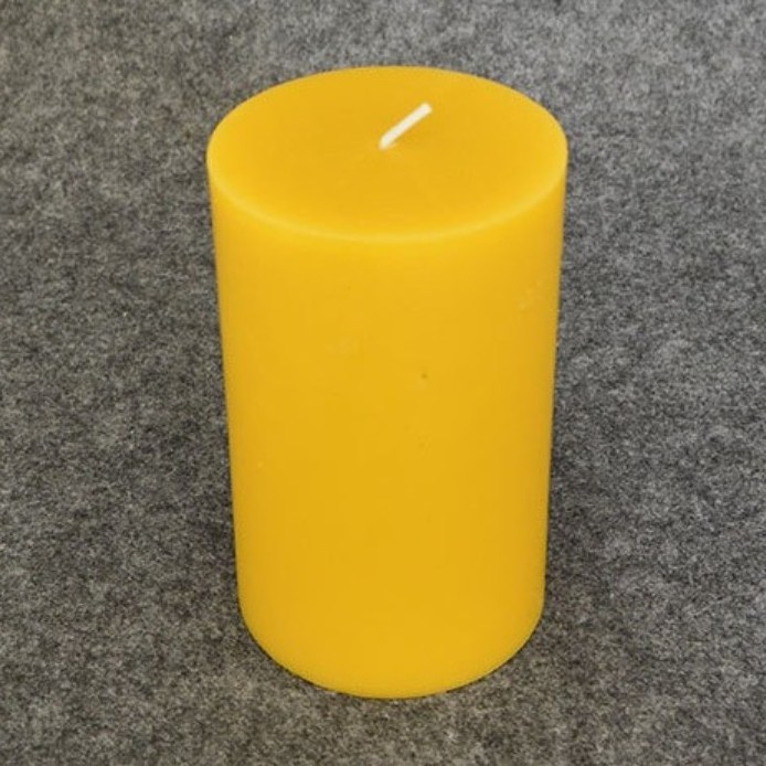 Eco-Friendly Long Hour Burning 100% Pure Beeswax Pillar Votive Unscented Candles Wholesale