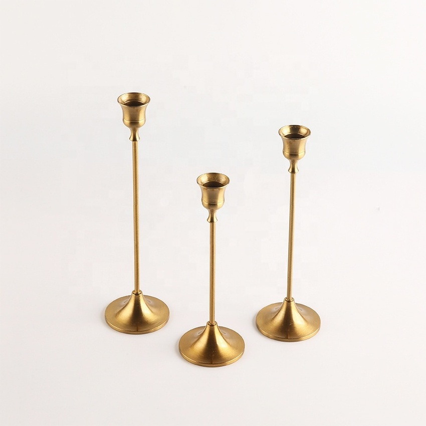 High Quality Electroplate Gold Brass Copper Tall Rustic Pillar Holiday Home Table Taper Metal Stand Candle Stick Holder Set