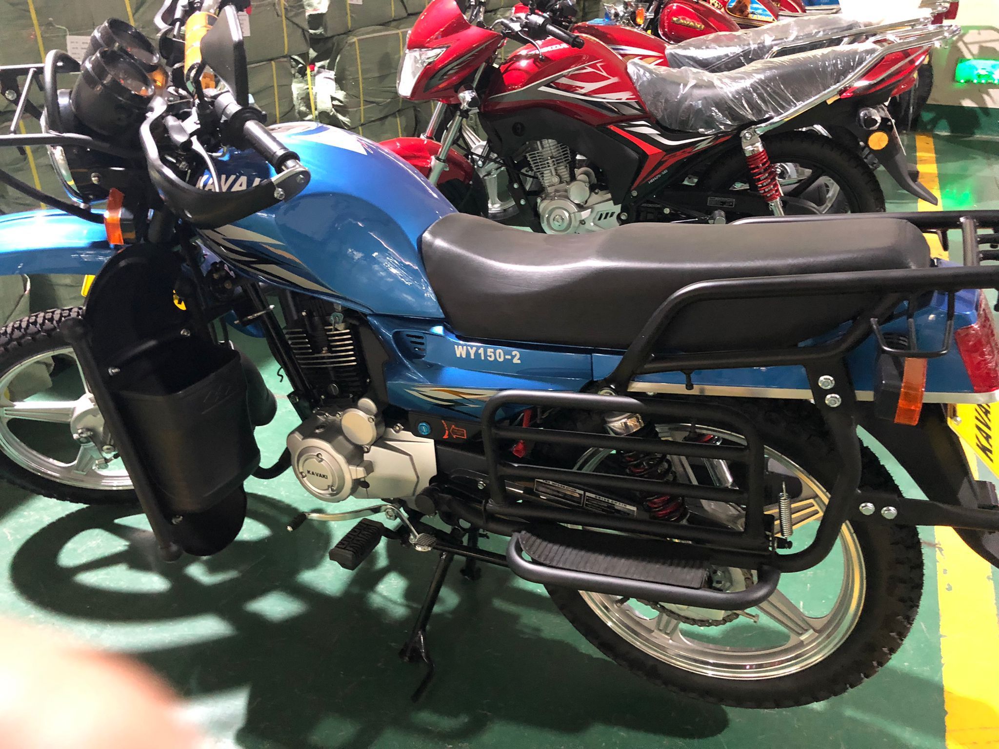 Changhua Factory Customizes125cc150cc Gasoline Powered Passenger Cheap Motorcycle