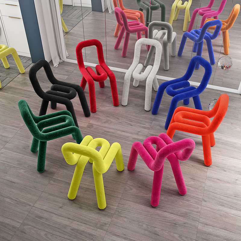 French designer dining chair creative post-modern Nordic leisure chair studio modeling stool special-shaped chair