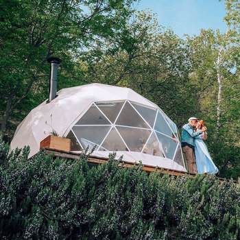 10m Diameter Outdoor Geodesic House Glamping Hotel Geodesic Dome Tent With Glass Door