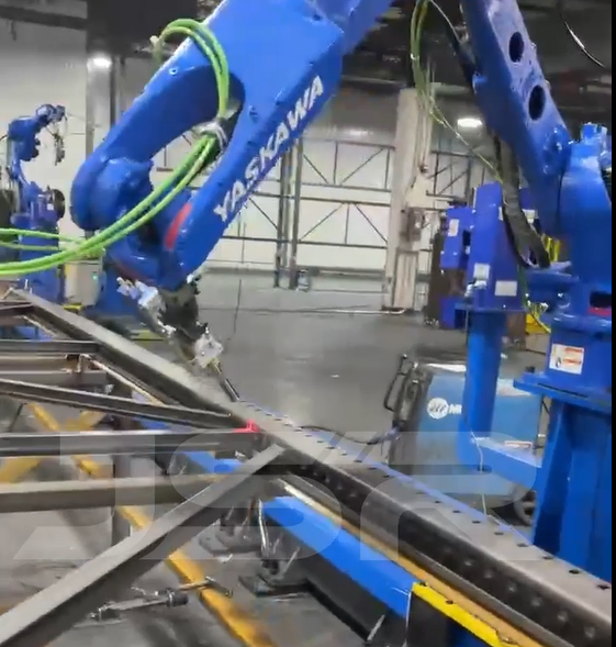 Seam tracking system welding robot laser weld tracking and position finding function